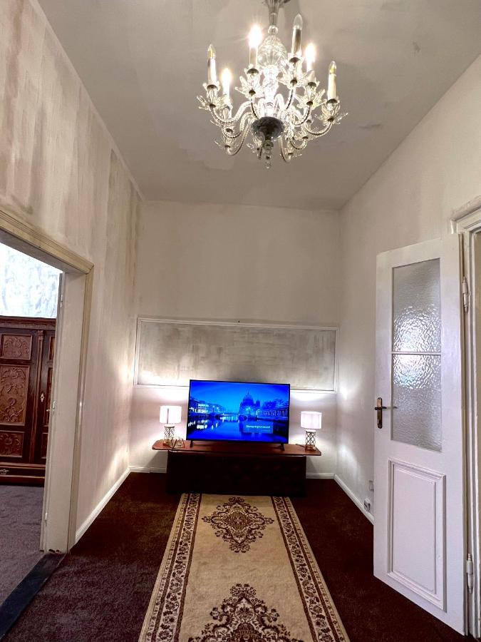Appartamento Csaky Palace Bratislava Esterno foto