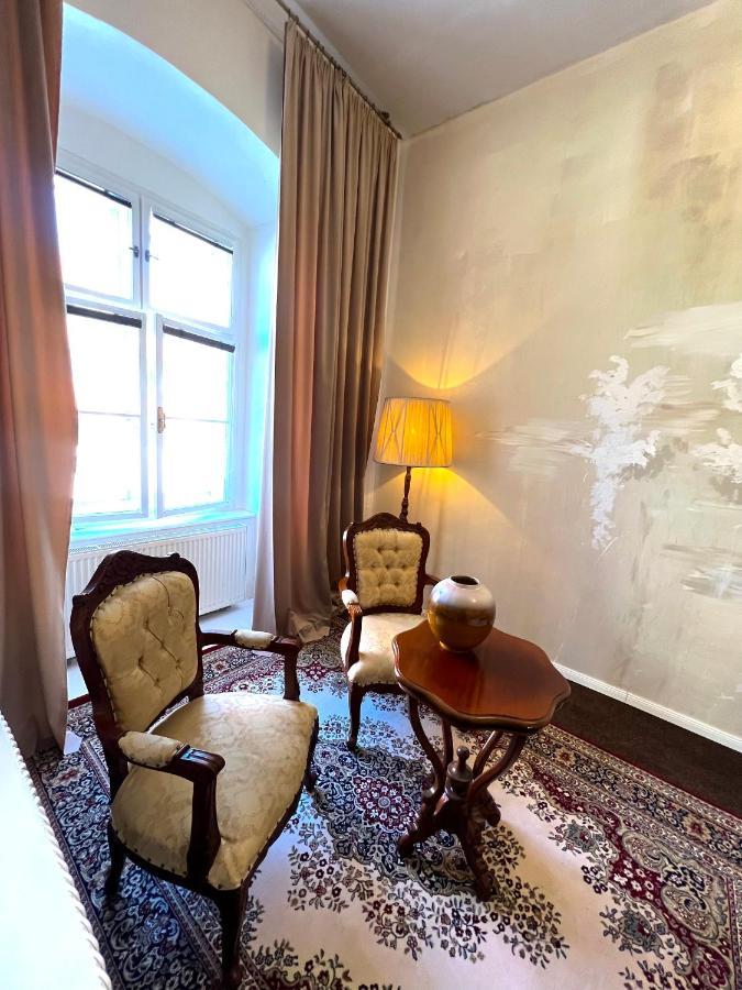 Appartamento Csaky Palace Bratislava Esterno foto